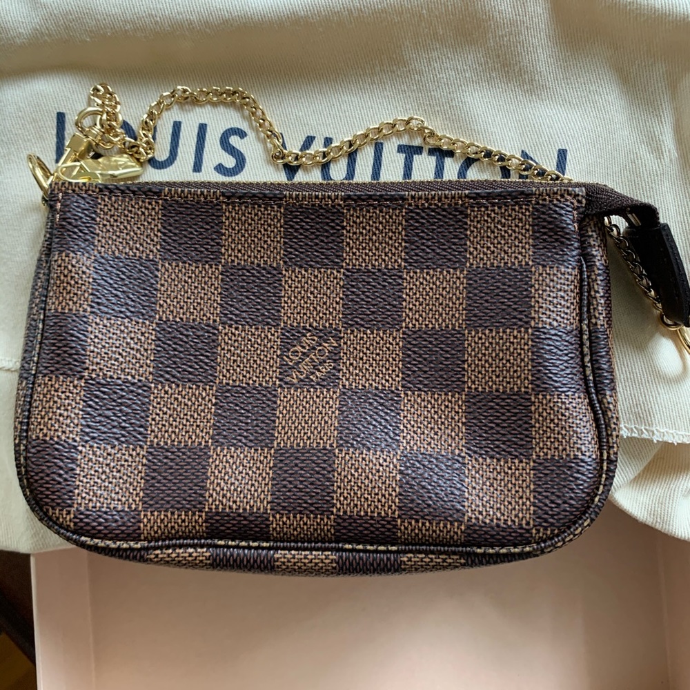 ❤️Authentic Louis Vuitton Mini Pouchette